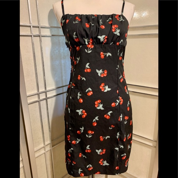 Sold - Picture 2 of 11